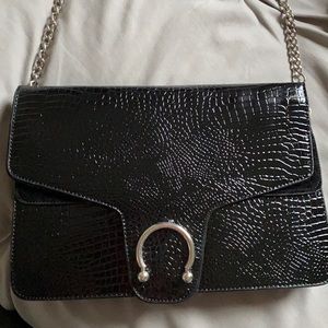 Black chain reptile purse